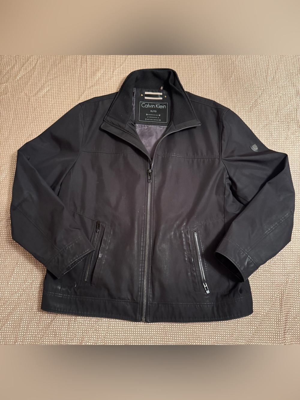 Calvin Klein Men's Black Jacket XL - Water Resistant Windbreaker Zip Coat